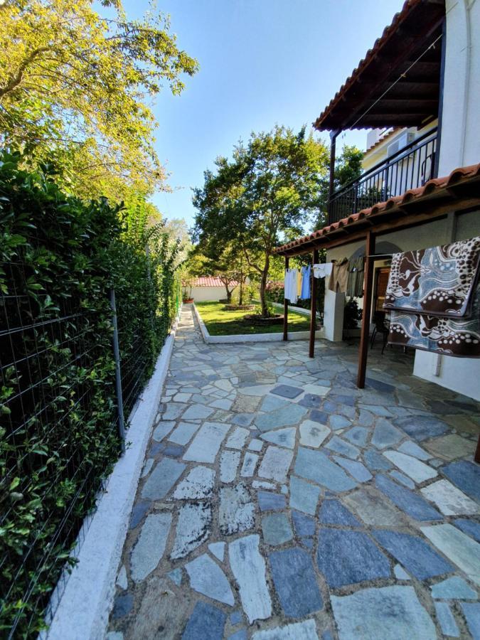 كوكونارييس Dionisos Studios And Apts Skiathos المظهر الخارجي الصورة