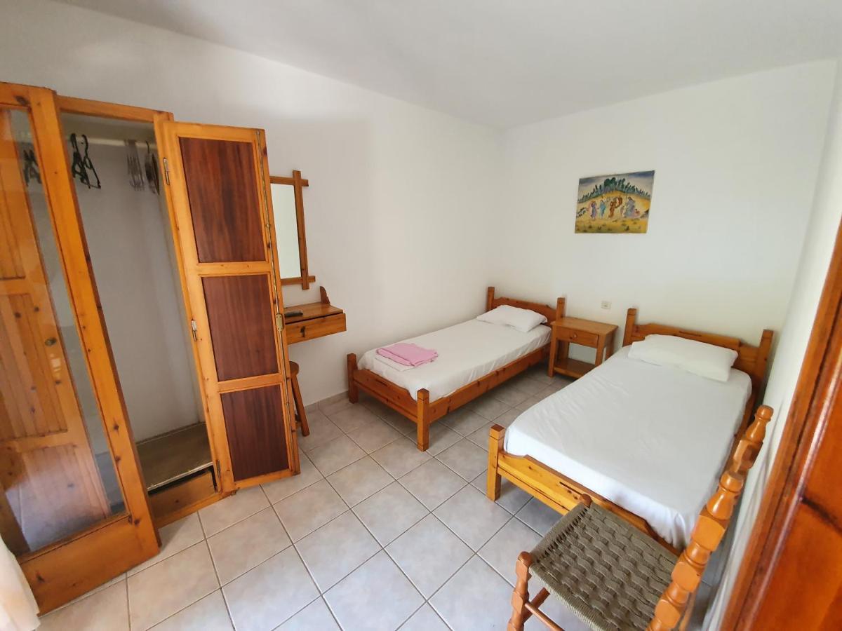 كوكونارييس Dionisos Studios And Apts Skiathos المظهر الخارجي الصورة